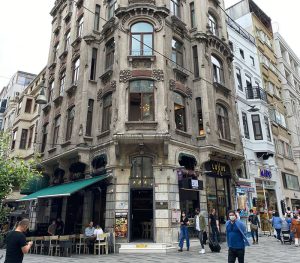 میدان تکسیم در استانبول